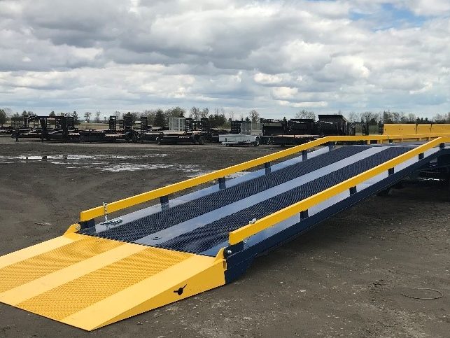 A tail plate on a standard M35000 portable loading ramp.